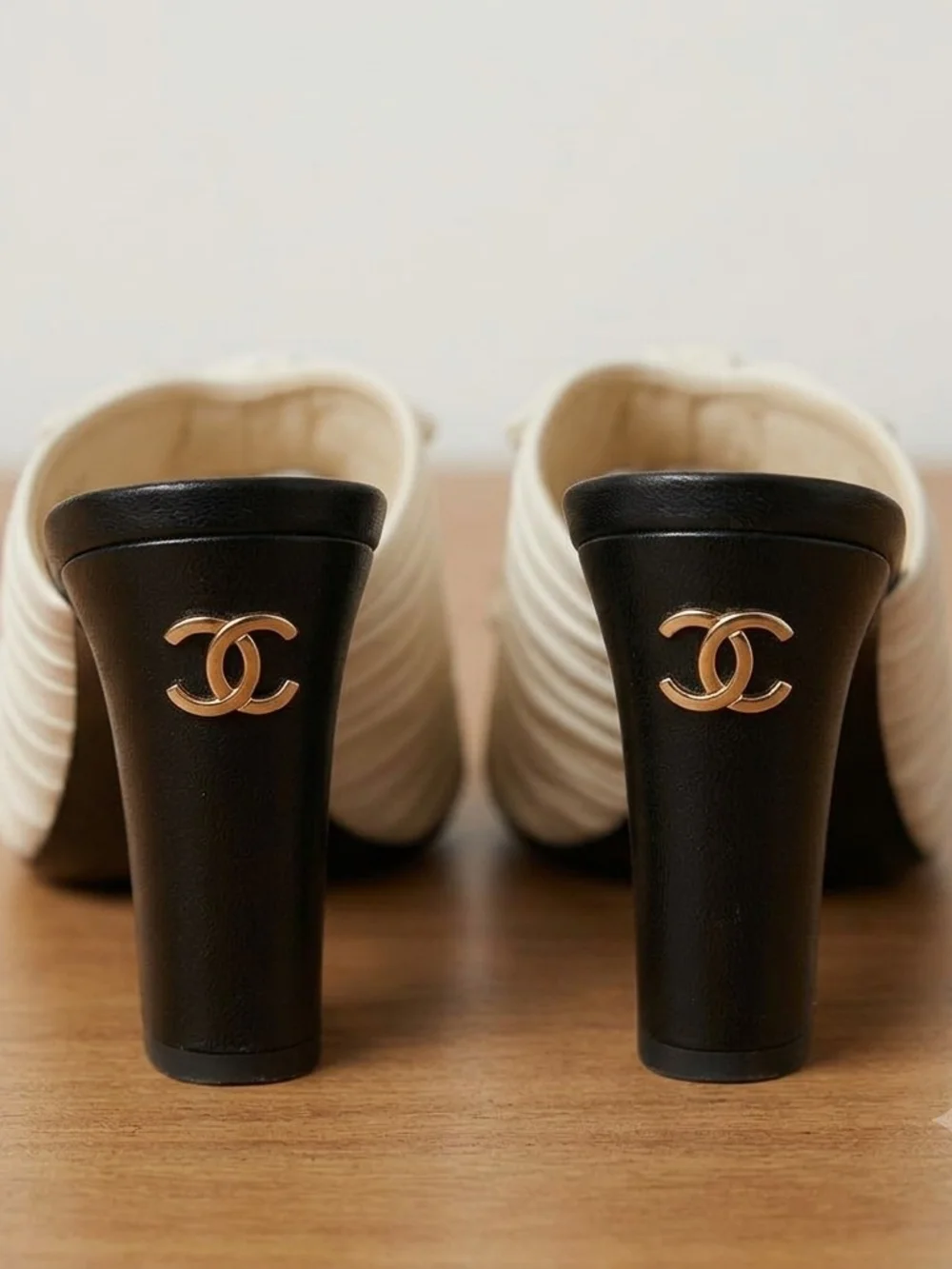 Chanel Cream Leather Knot Slide Sandals